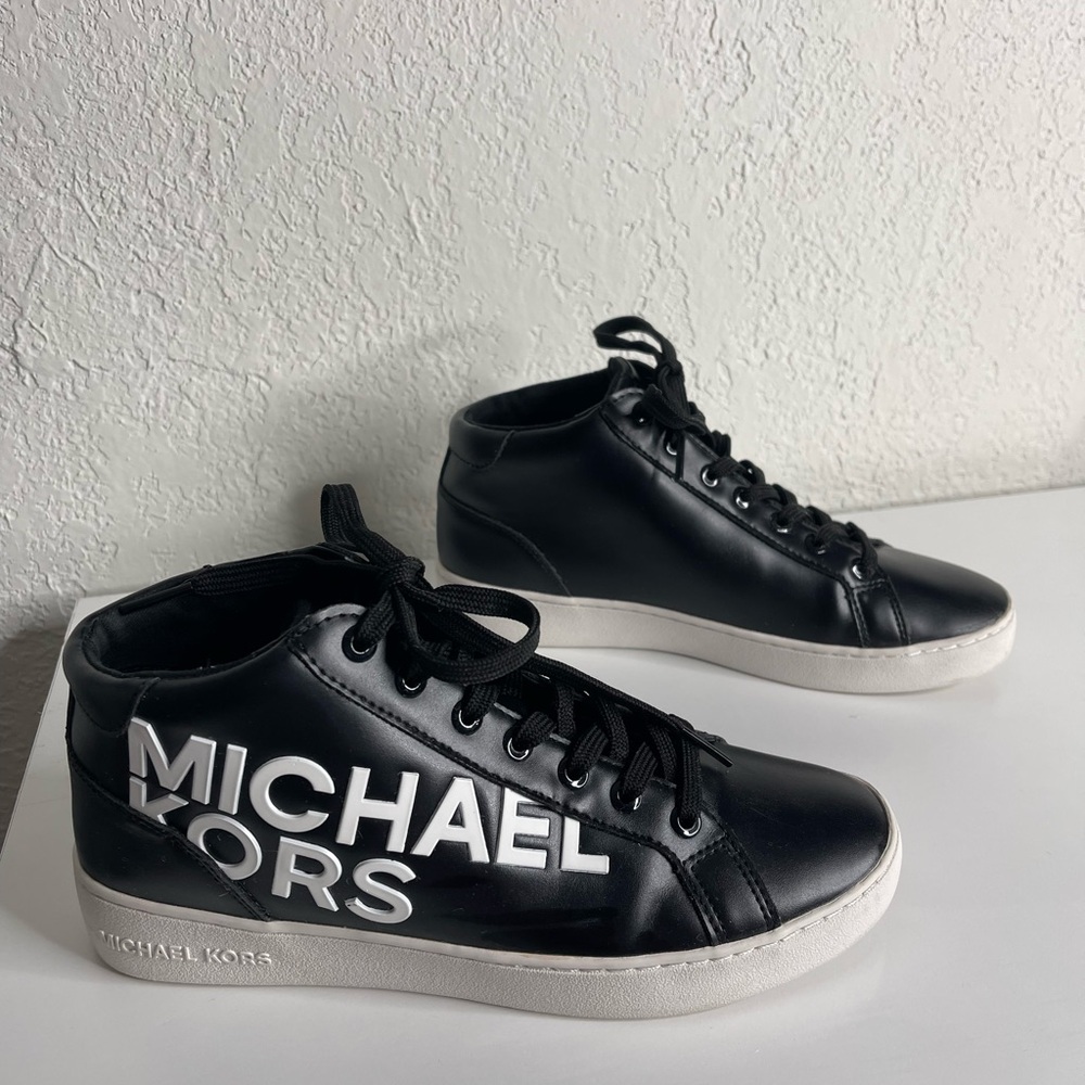 Michael Kors Black and White Sneakers Modern Design